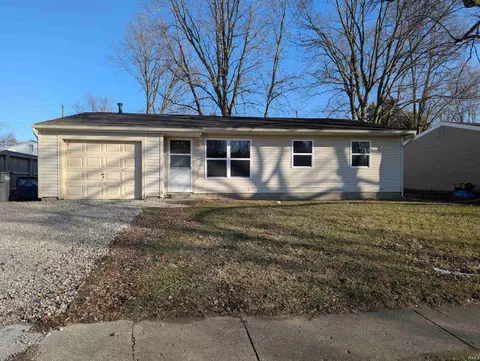 512 Briar Ct, Kokomo, IN 46902
