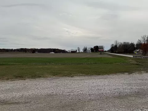 St Rd 61, Petersburg, IN 47567