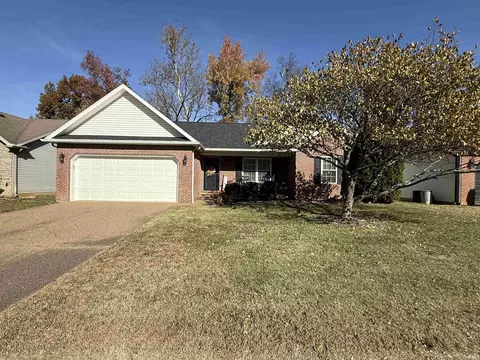 600 Riecken Dr, Evansville, IN 47711