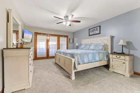 Bedroom - 209 River Dr, Bloomfield, IN 47424 photo 1 of 4