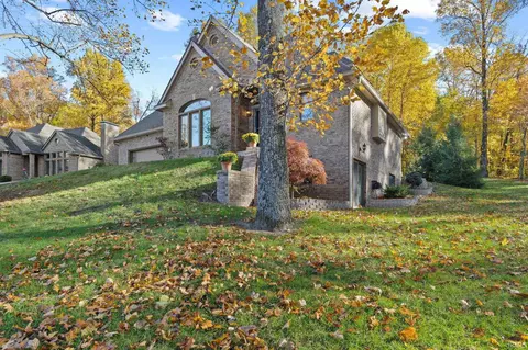 Exterior - 209 River Dr, Bloomfield, IN 47424 photo 5 of 8