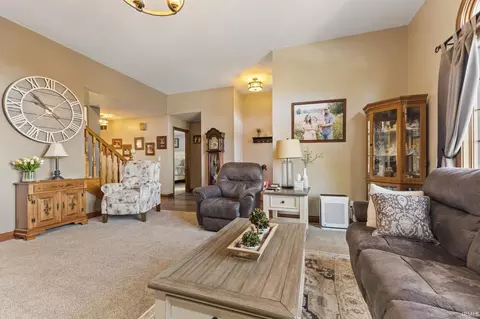 Living - 209 River Dr, Bloomfield, IN 47424 photo 2 of 2
