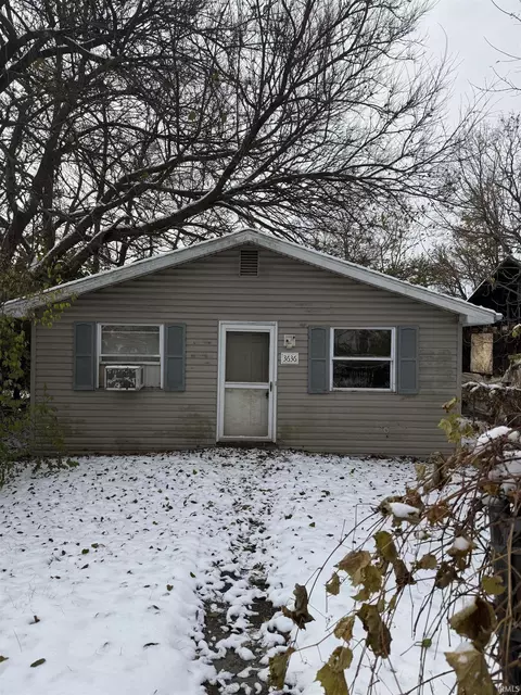 3636 Logan Ave, Fort Wayne, IN 46803
