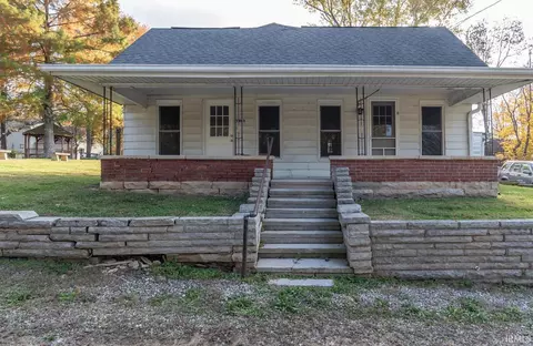 7403 S Main St, Smithville, IN 47458