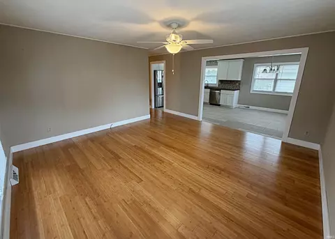 603 E John St, Washington, IN 47501 photo 5
