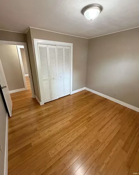 603 E John St, Washington, IN 47501 photo 21
