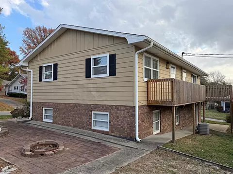603 E John St, Washington, IN 47501 photo 33