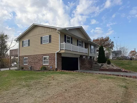 603 E John St, Washington, IN 47501 photo 34