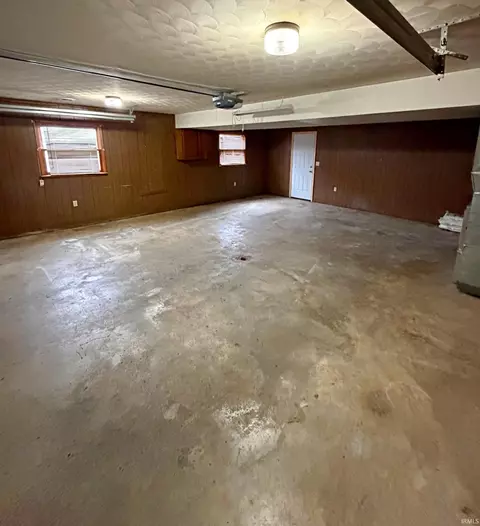 603 E John St, Washington, IN 47501 photo 31