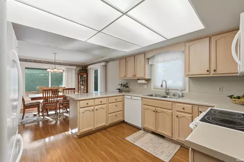 1102 Packard Dr, Auburn, IN 46706 photo 11
