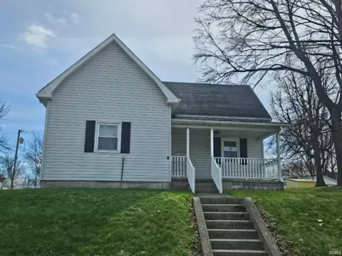 1107 State St, Washington, IN 47501