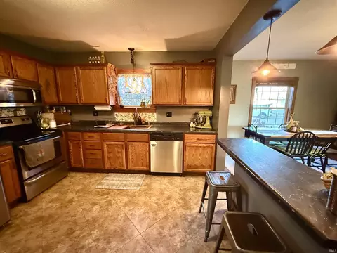 Kitchen - 801 S Wayne St, Hamilton, IN 46742 photo 2 of 3