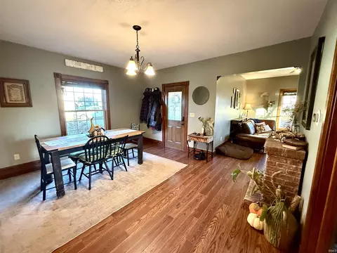 Dining - 801 S Wayne St, Hamilton, IN 46742 photo 2 of 3