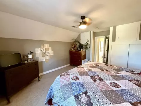 Bedroom - 801 S Wayne St, Hamilton, IN 46742 photo 3 of 4
