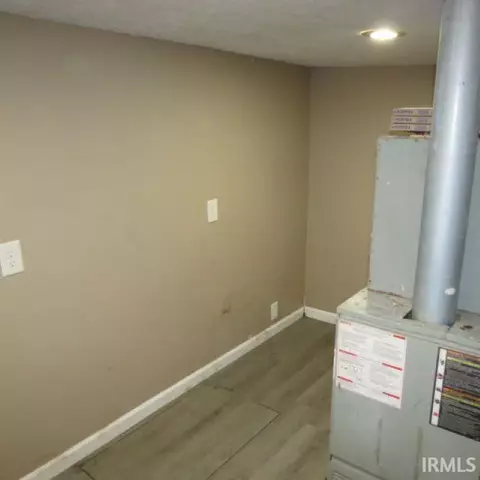 329 E 2nd St, Peru, IN 46970 photo 15