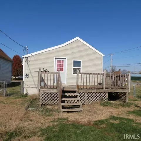 329 E 2nd St, Peru, IN 46970 photo 4