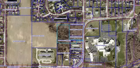 2220 Lake Ave, Plymouth, IN 46563