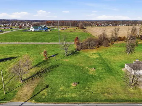 3483 State Road 8, Auburn, IN 46706