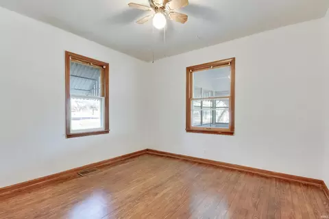 367 W Wolfe St, Sullivan, IN 47882 photo 11
