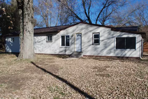 4632 Queen Rd, Plymouth, IN 46563