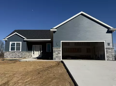 50764 Stella Ct, Bristol, IN 46507