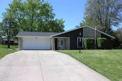 8207 N Myers Rd, Muncie, IN 47303