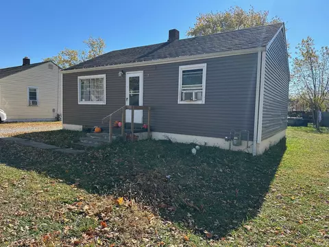 1805 E 20 Th St, Muncie, IN 47302