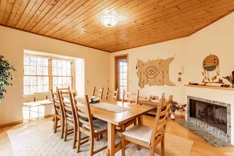 Dining - 6671 E Gross Rd, Bloomington, IN 47401 photo 2 of 2