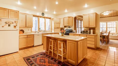 Kitchen - 6671 E Gross Rd, Bloomington, IN 47401 photo 1 of 2