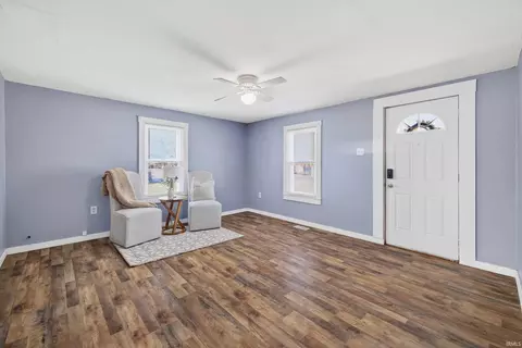 206 Grissom Ave, Mitchell, IN 47446 photo 6