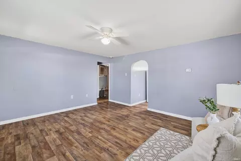 206 Grissom Ave, Mitchell, IN 47446 photo 4