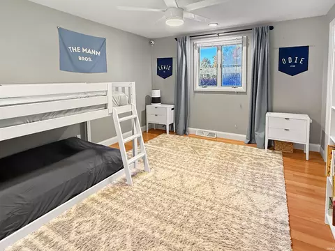 Bedroom - 1300 Worrell Dr, Jasper, IN 47546 photo 3 of 6