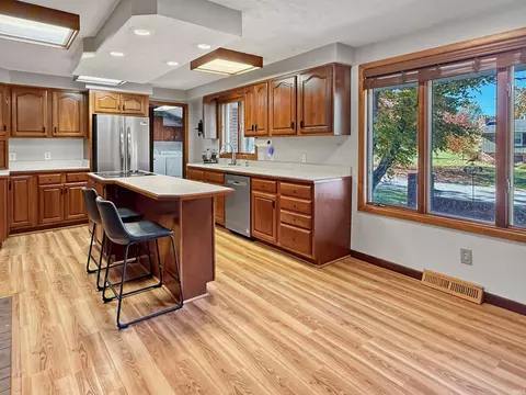 Kitchen - 1300 Worrell Dr, Jasper, IN 47546 photo 1 of 5