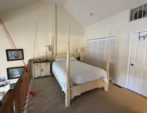 Bedroom - 4050 Eagle Bay Dr, Bloomington, IN 47401 photo 3 of 3