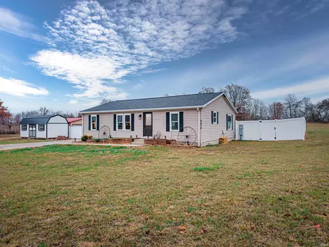 8874 S Meadow Ln, Owensville, IN 47665