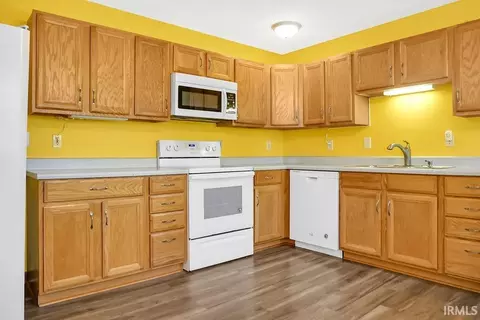 Kitchen - 5151 S Harmony Rd, Bloomington, IN 47403 photo 2 of 2