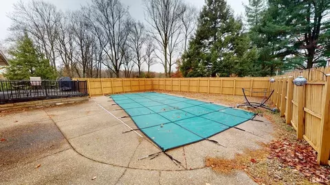 Exterior - 2176 E Greener Rd, Jasper, IN 47546 photo 5 of 11