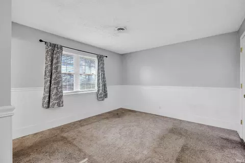 46 Woodlawn Dr, Mitchell, IN 47446 photo 12