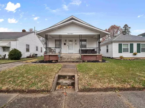 3618 Robinwood Dr, Fort Wayne, IN 46806