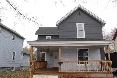 215 E Keyser St, Garrett, IN 46738 photo 2