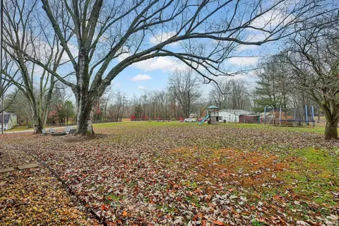 Exterior - 249 Yockey Rd, Mitchell, IN 47446 photo 6 of 9