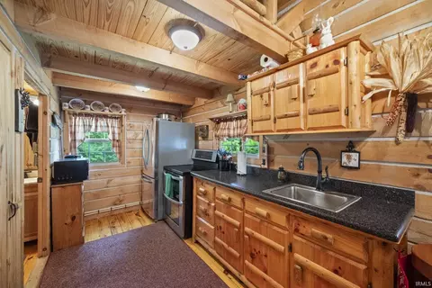 Kitchen - 3626 E 800 S, Lafayette, IN 47909 photo 4 of 4