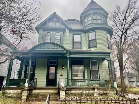 301 Washington Ave, Evansville, IN 47713