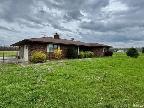 122 S 1225 E Rd, Oakland City, IN 47660