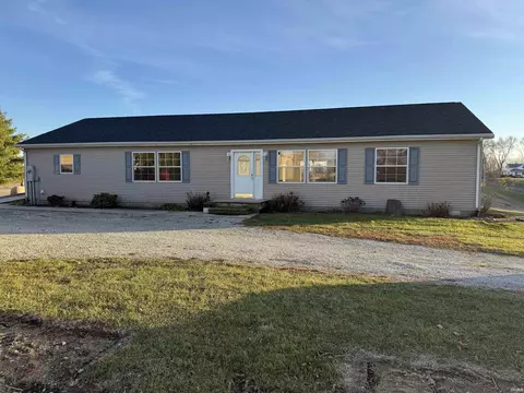 12249 N 400 E Rd, North Manchester, IN 46962