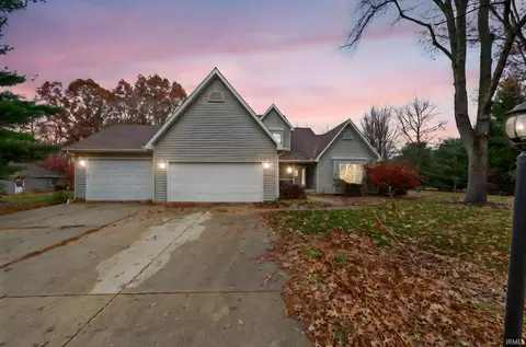 15061 Yorkshire Dr, Plymouth, IN 46563