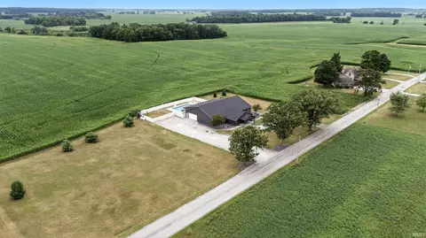 6511 W Cromwell Rd, Kimmell, IN 46760