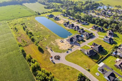 7525 Lauren Dr, Evansville, IN 47725