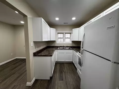 Kitchen - 1211 W 1209 W Main St, Mitchell, IN 47446 photo 2 of 2