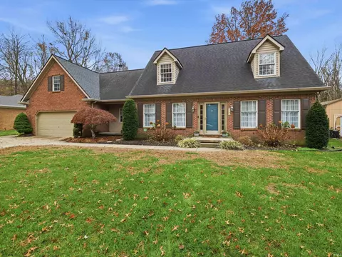 8855 Hickory Ln, Newburgh, IN 47630